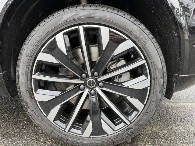 2026 Volvo XC90 Plug-In Hybrid Ultra Dark Theme, T8 AWD, Electric/Gasoline, 6 Seats