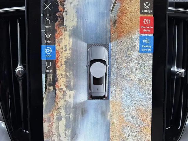 2026 Volvo XC90 Plug-In Hybrid Ultra Dark Theme, T8 AWD, Electric/Gasoline, 6 Seats