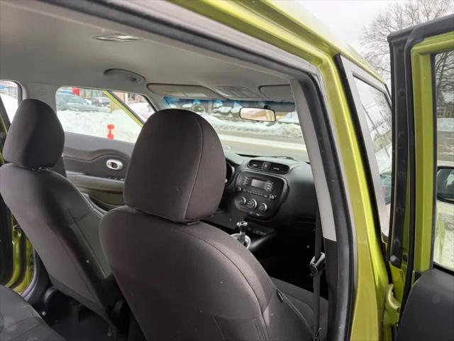 2015 Kia Soul Base