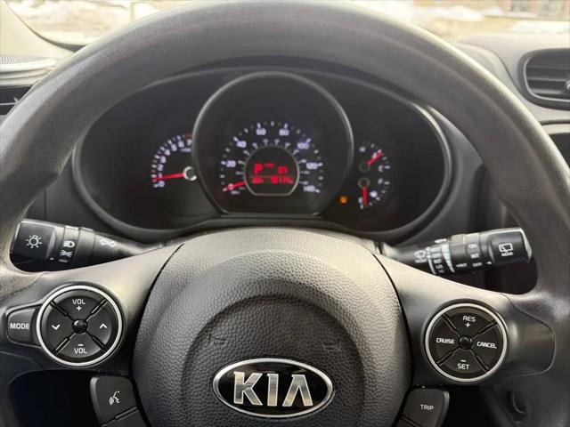 2015 Kia Soul Base