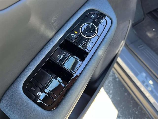2026 Nissan LEAF PLATINUM+