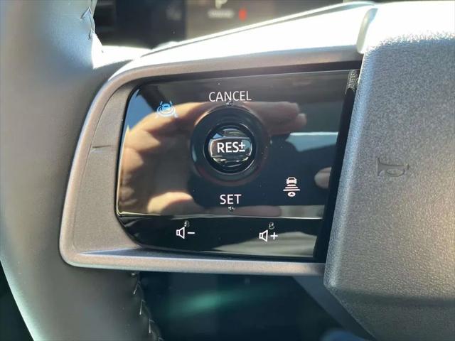 2026 Nissan LEAF PLATINUM+