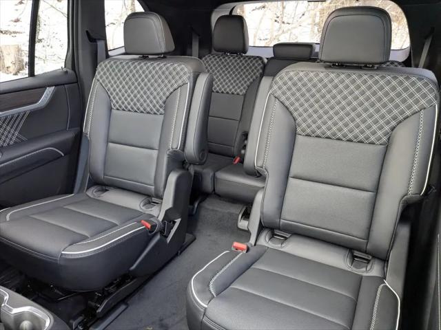 2026 GMC Acadia Denali AWD