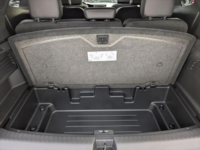 2026 GMC Acadia Denali AWD