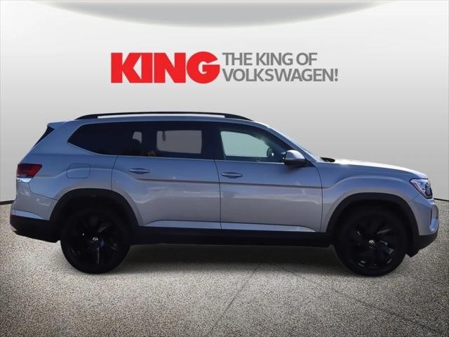 2026 Volkswagen Atlas SE with Technology