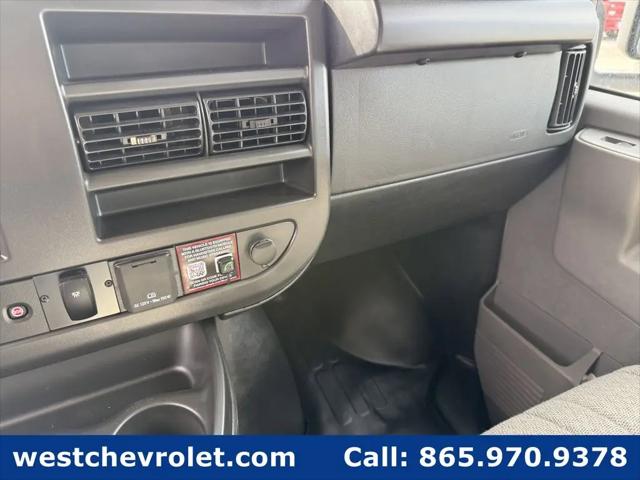 2025 Chevrolet Express Cutaway Work Van