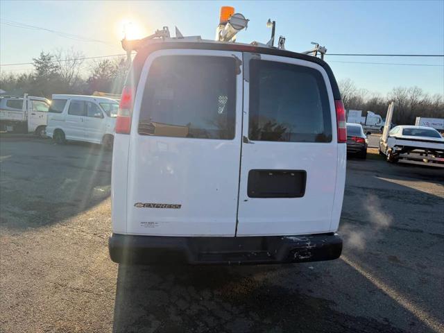 2009 Chevrolet Express Work Van