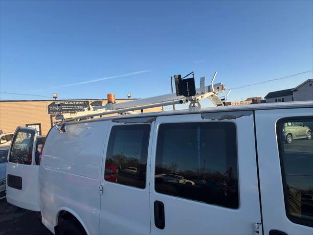 2009 Chevrolet Express Work Van