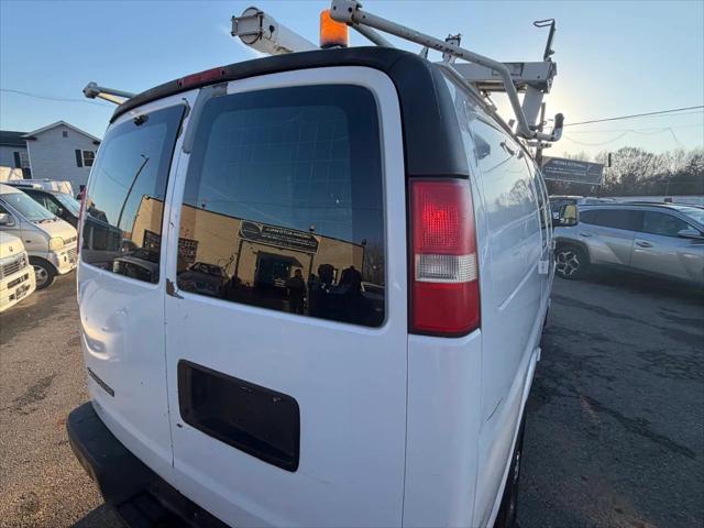 2009 Chevrolet Express Work Van