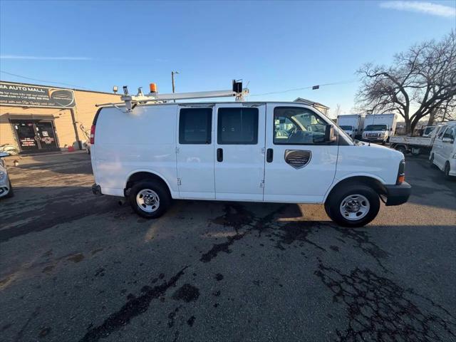 2009 Chevrolet Express Work Van