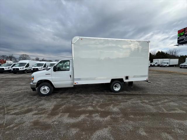 2026 Ford E-450 Cutaway E-Series Cutaway
