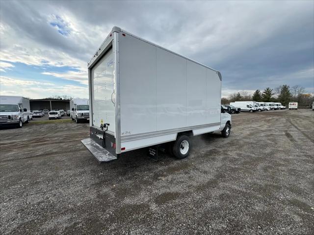 2026 Ford E-450 Cutaway E-Series Cutaway