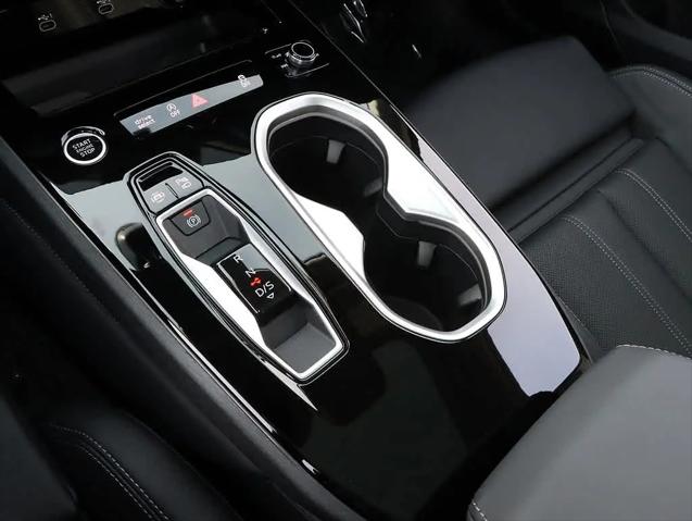 2026 Audi A6 Premium Plus quattro S tronic