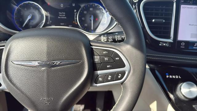 2022 Chrysler Pacifica Touring L AWD