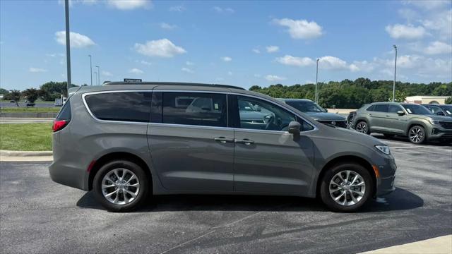 2022 Chrysler Pacifica Touring L AWD