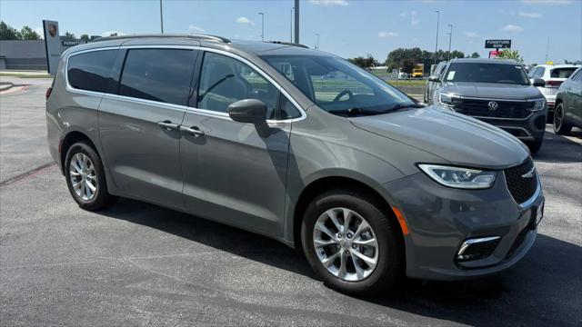 2022 Chrysler Pacifica Touring L AWD