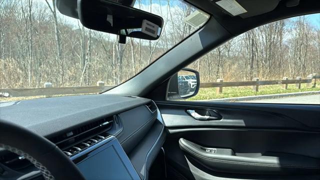 2026 Jeep Grand Cherokee L Altitude 4x4