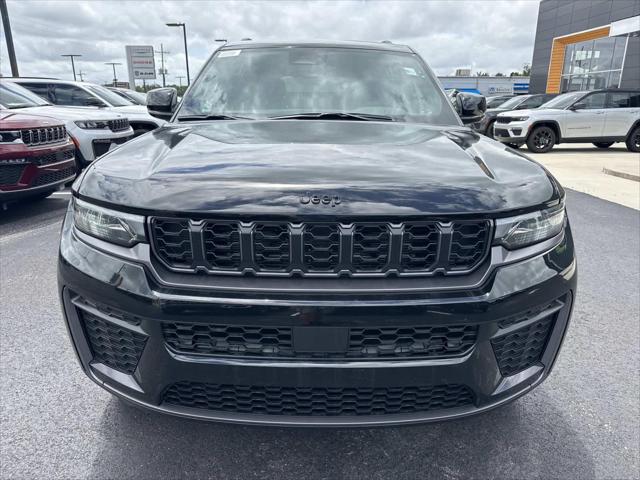 2026 Jeep Grand Cherokee GRAND CHEROKEE L LAREDO ALTITUDE 4X2