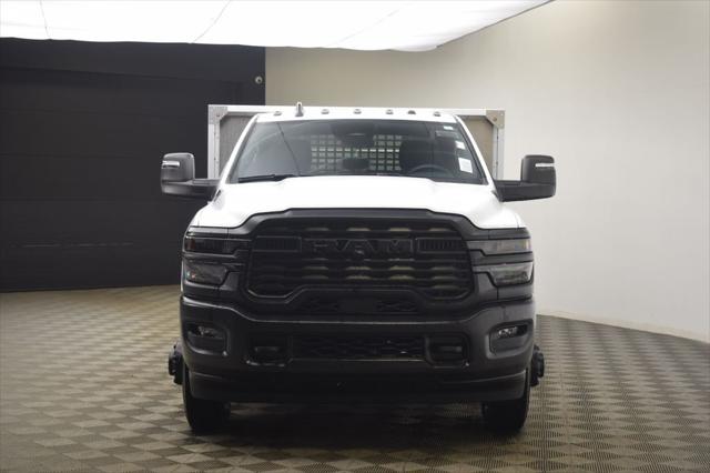 2026 RAM Ram 3500 Chassis Cab RAM 3500 TRADESMAN CREW CAB CHASSIS 4X4 60 CA