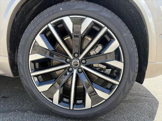 2026 Volvo XC90 Ultra, B6 AWD Gas (mild hybrid), Gasoline, Bright, 7 Seats