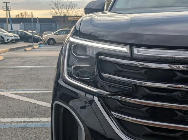 2026 Volkswagen Atlas SE with Technology