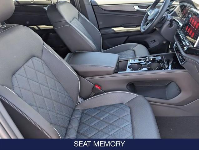 2026 Volkswagen Atlas Cross Sport SEL Premium R-Line