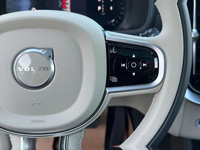 2026 Volvo XC90 Ultra Dark Theme, B6 AWD Gas (mild hybrid), Gasoline, 7 Seats