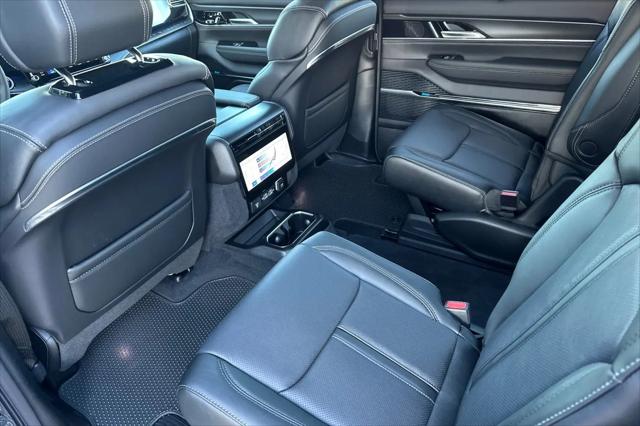 2026 Jeep Grand Wagoneer Summit Obsidian 4x4