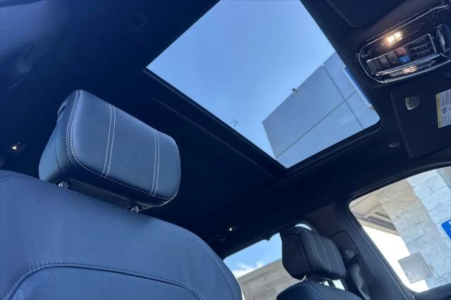 2026 Jeep Grand Wagoneer Summit Obsidian 4x4