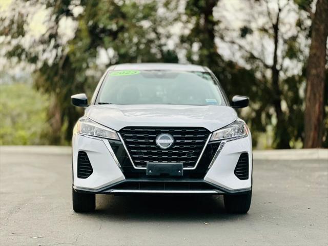 2023 Nissan Kicks S Xtronic CVT