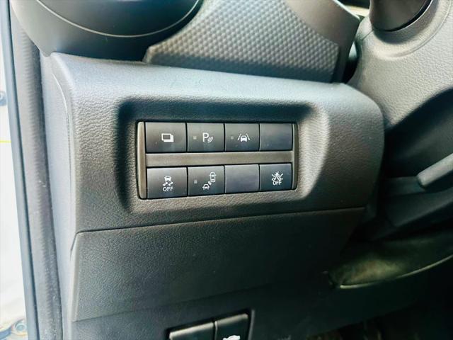 2023 Nissan Kicks S Xtronic CVT