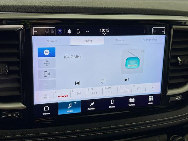 2023 Chrysler Pacifica Hybrid Touring L