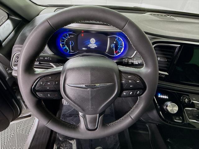 2023 Chrysler Pacifica Hybrid Touring L