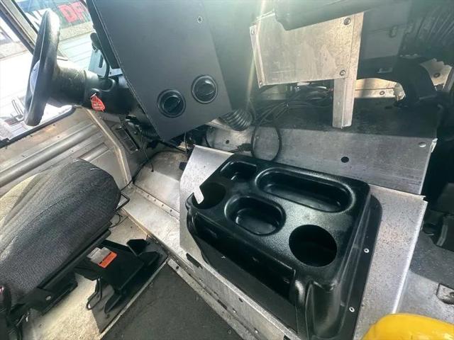 2013 Ford E-450 Stripped XL
