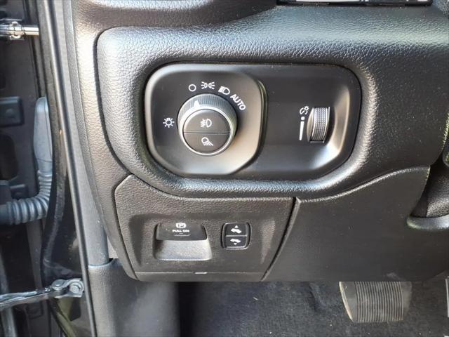2020 Ram 1500 Big Horn Crew Cab 4x4 57 Box