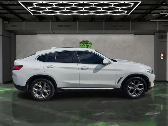 2022 BMW X4 xDrive30i