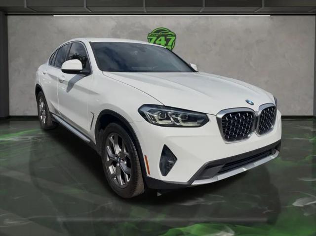 2022 BMW X4 xDrive30i