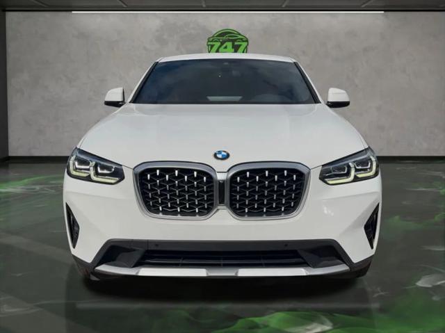2022 BMW X4 xDrive30i
