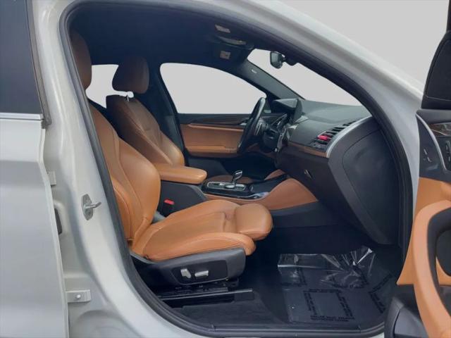 2022 BMW X4 xDrive30i