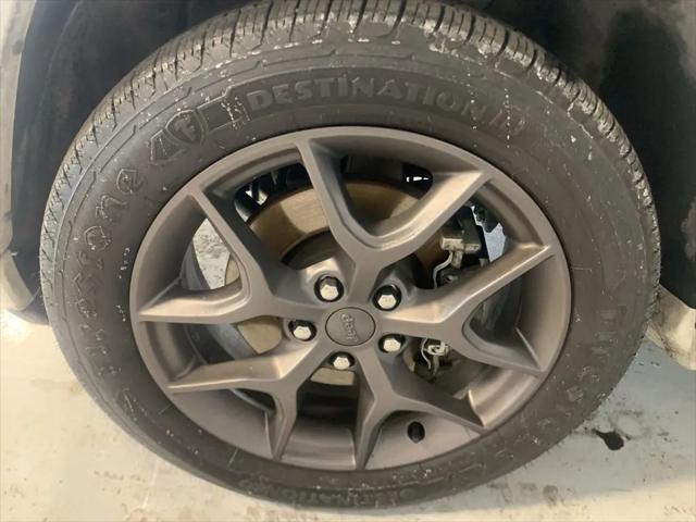 2021 Jeep Grand Cherokee 80th Anniversary 4x4