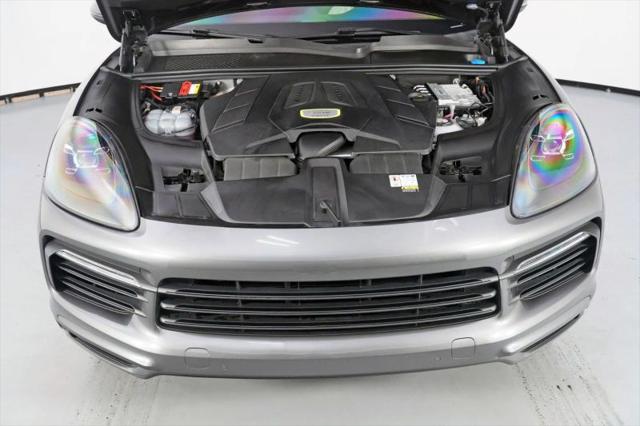 2023 Porsche Cayenne E-Hybrid Platinum Edition