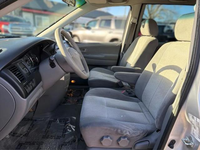 2005 Mazda MPV LX
