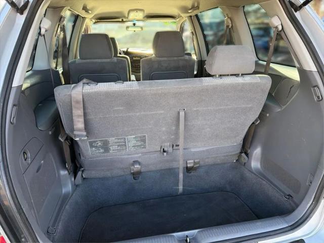 2005 Mazda MPV LX