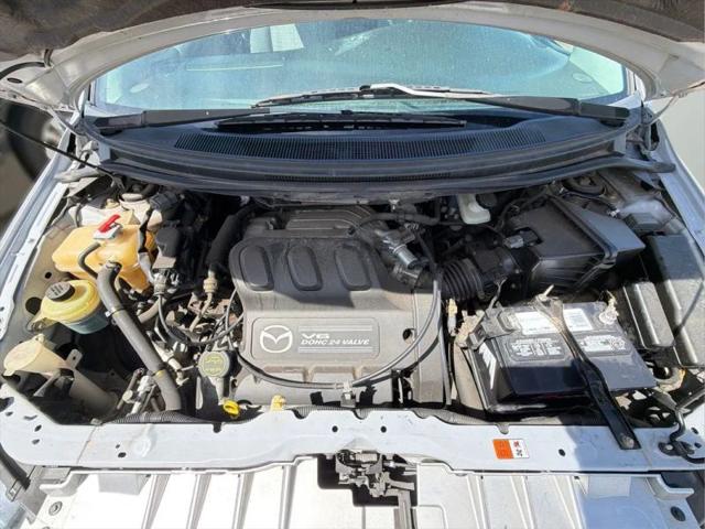 2005 Mazda MPV LX