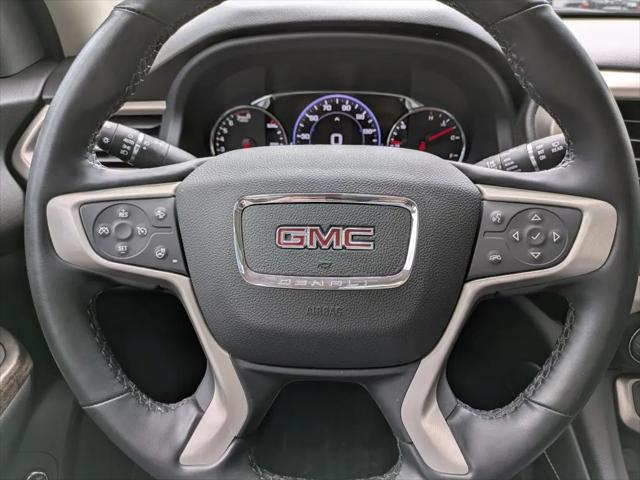 2023 GMC Acadia AWD Denali