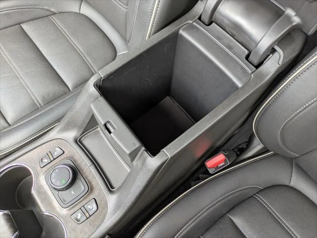 2023 GMC Acadia AWD Denali