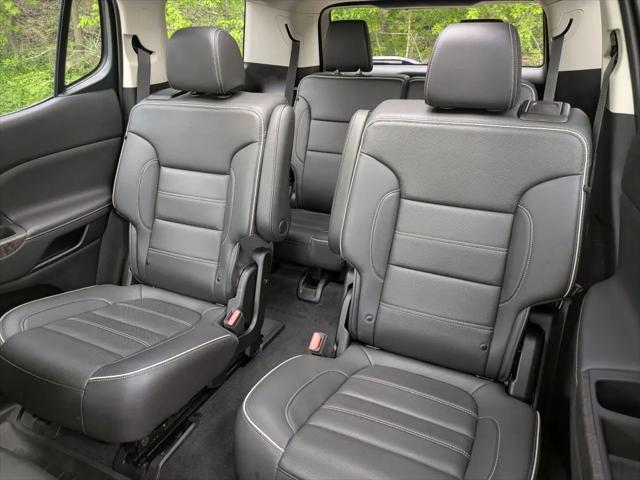 2023 GMC Acadia AWD Denali