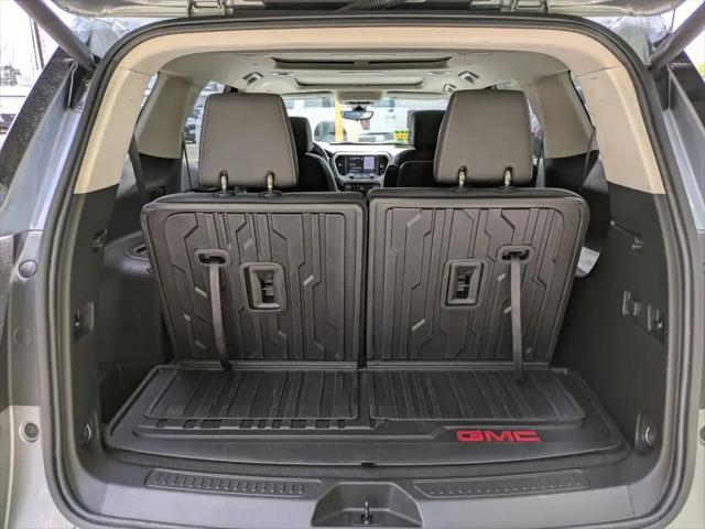 2023 GMC Acadia AWD Denali