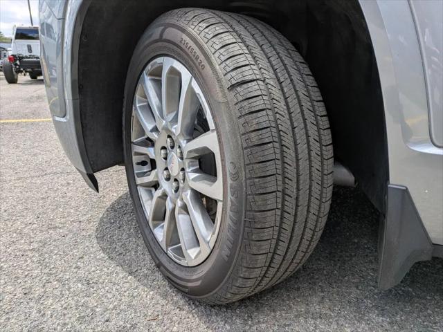 2023 GMC Acadia AWD Denali