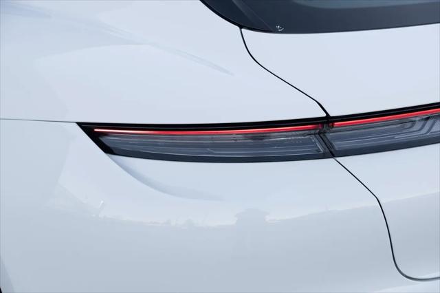 2024 Porsche Taycan Sport Turismo GTS